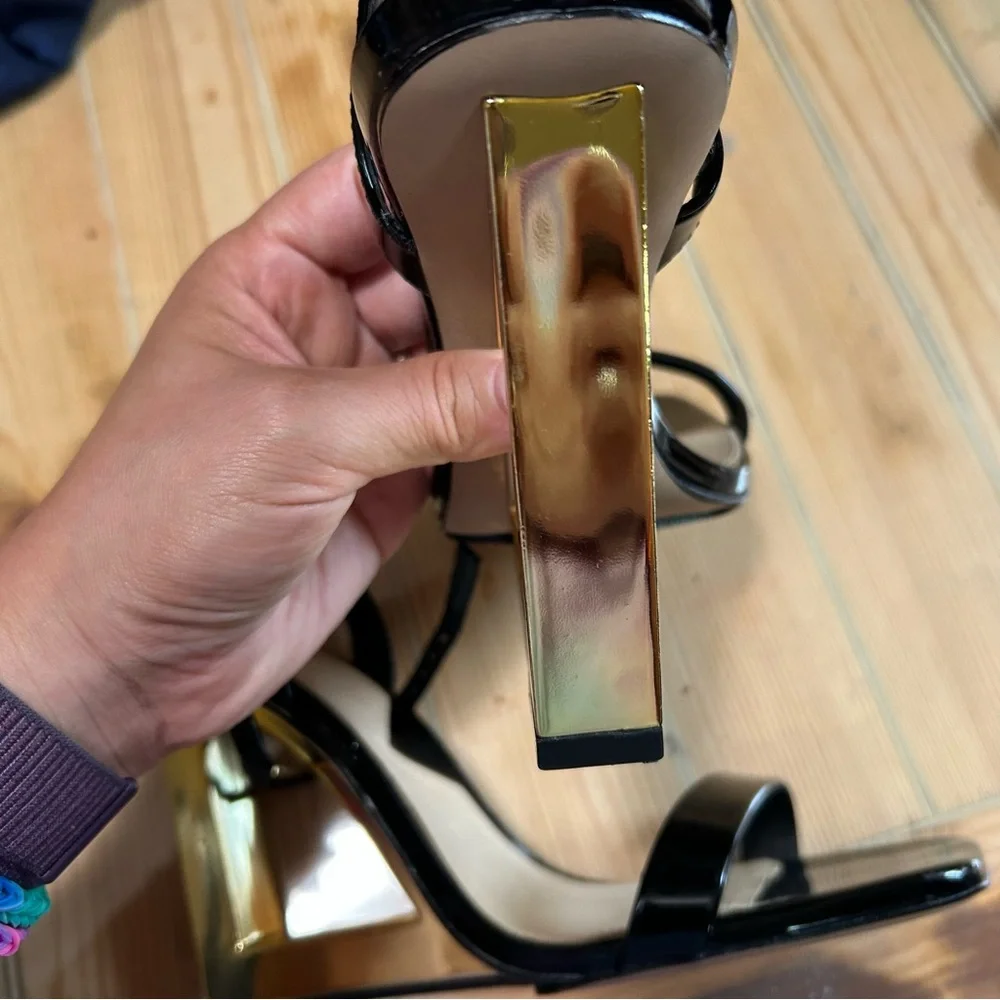 SCHUTZ Filipa Black Patent Leather Sculpted High Heel Sandals - Picture 8 of 13